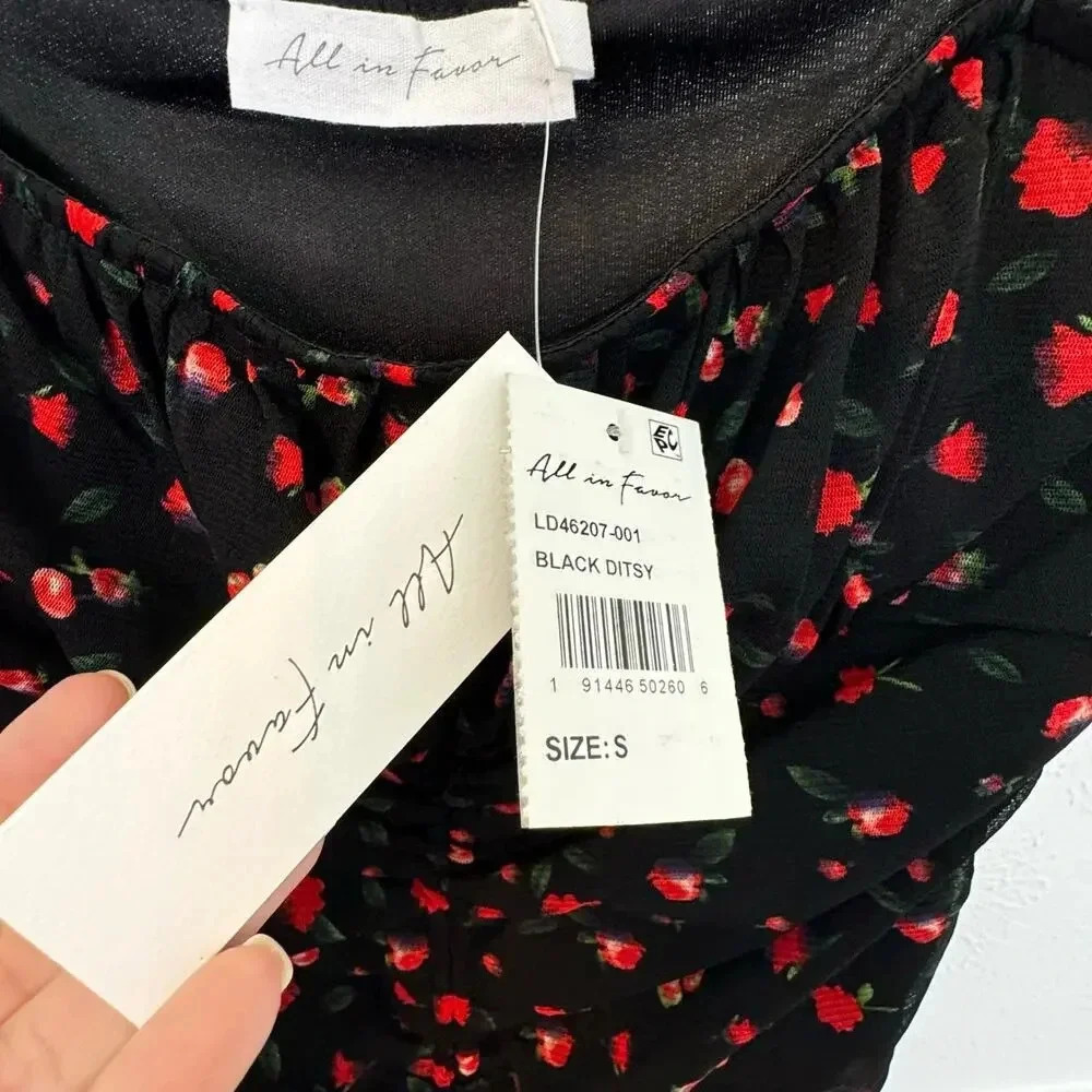 NWT All in Favor Ruched the Shoulder Mini dress Black with Red Rose Print. SZ SM - Picture 6 of 10